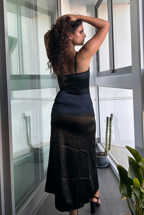 VICTORIA MAXI DRESS - BLACK